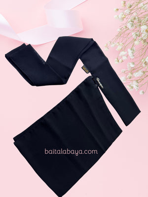 Sharqiaa Silver Logo English Signature Short Niqab