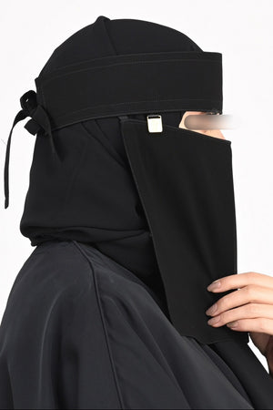 Logo With Eye Line Stripe