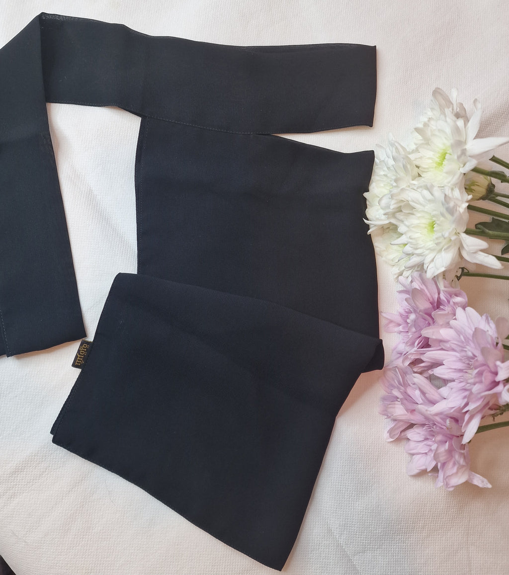 Sharqiaa Plain Niqab With Stitched Sides