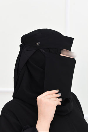 Laftah New Heart Logo Slant Elastic Niqab