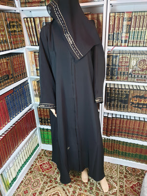 Embroidered Signature Abaya - BAIT AL ABAYA