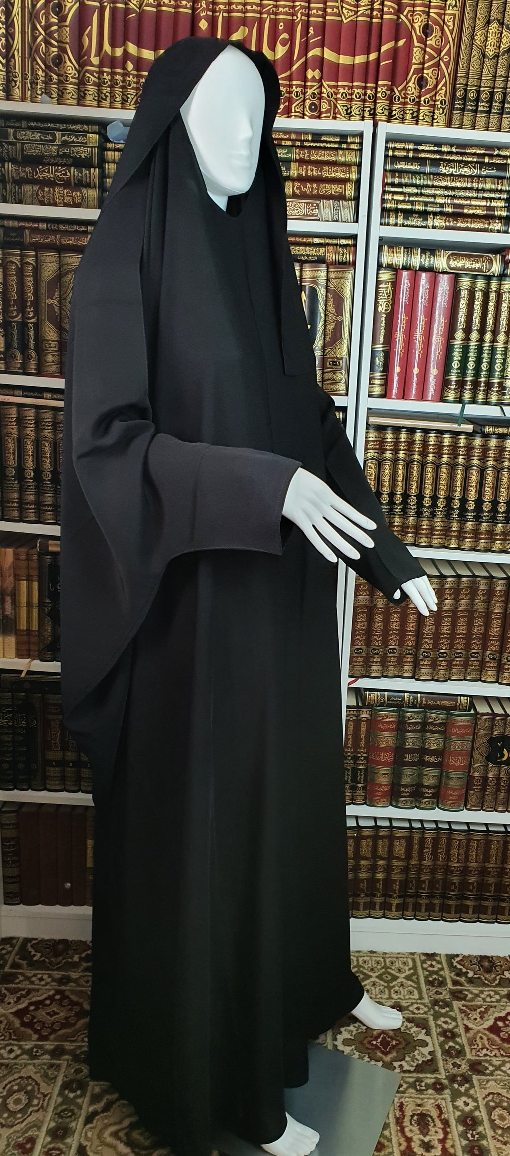 Quarter Sleeves Jilbab with Tying Straps