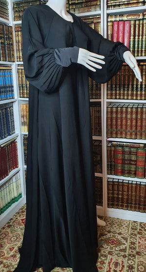 Bedoon Essm Flared Cut Abaya With Lycra Sleeves